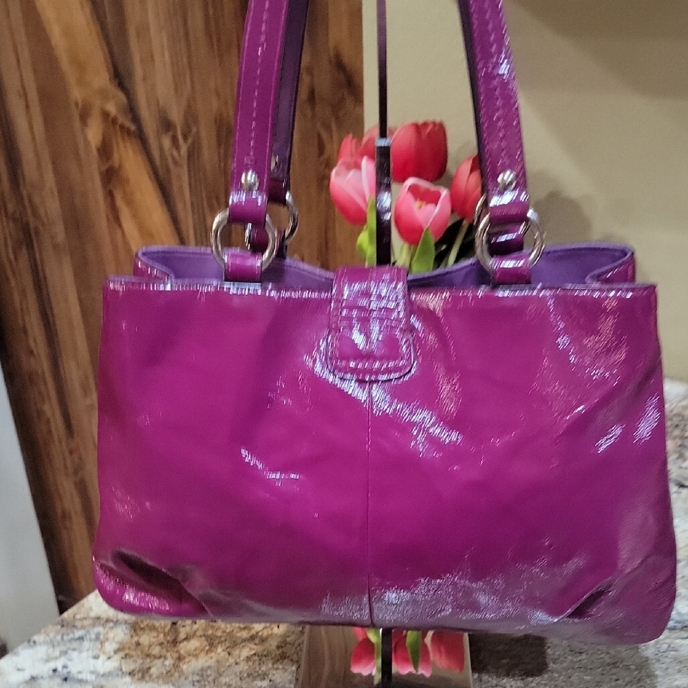 Coach EUC SOHO Plum Patient Leather Handbag - Picture 2 of 9